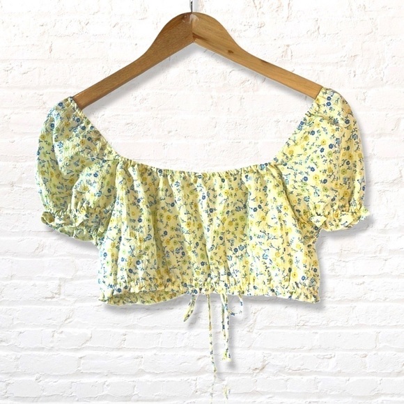 Love Tree Tie Front Floral Crop Top Size Large - Picture 2 of 7